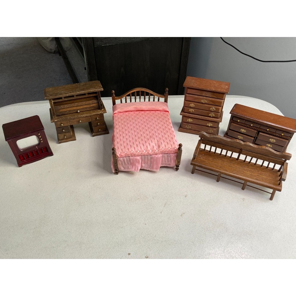 Vintage Doll House Bedroom Bundle Lot Bed Dresser Desk TV 6 Pieces Wood Mahogany